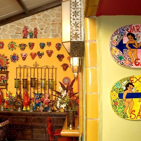 Casa De Las Flores Bed & Breakfast Tlaquepaque Ngoại thất bức ảnh
