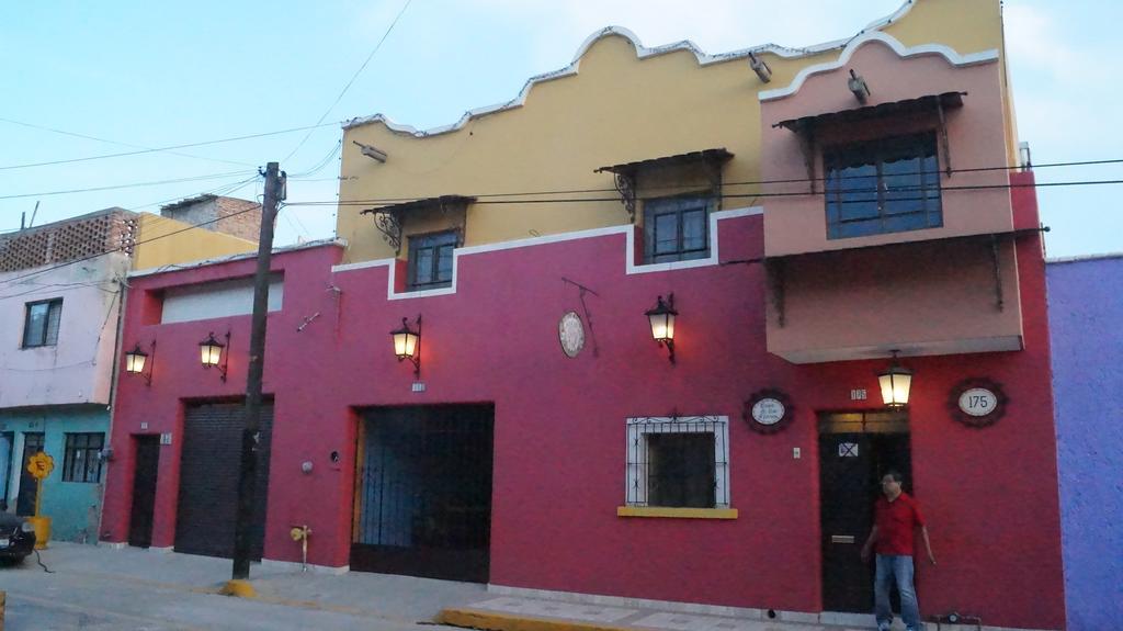 Casa De Las Flores Bed & Breakfast Tlaquepaque Ngoại thất bức ảnh