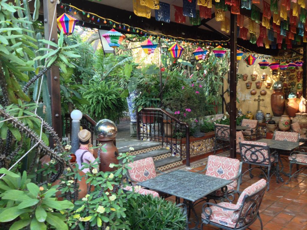 Casa De Las Flores Bed & Breakfast Tlaquepaque Ngoại thất bức ảnh