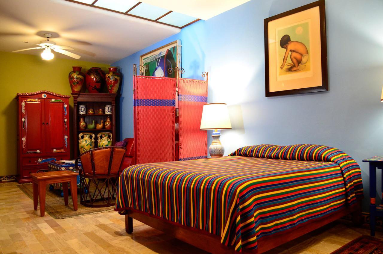 Casa De Las Flores Bed & Breakfast Tlaquepaque Ngoại thất bức ảnh