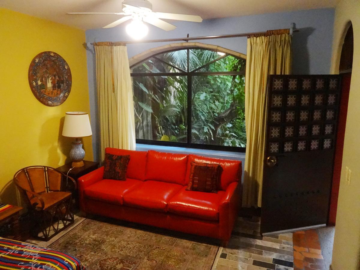 Casa De Las Flores Bed & Breakfast Tlaquepaque Ngoại thất bức ảnh