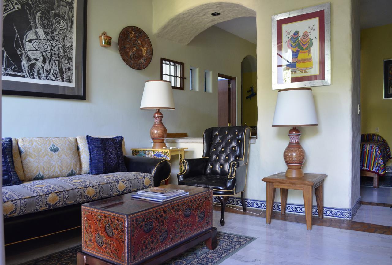 Casa De Las Flores Bed & Breakfast Tlaquepaque Ngoại thất bức ảnh