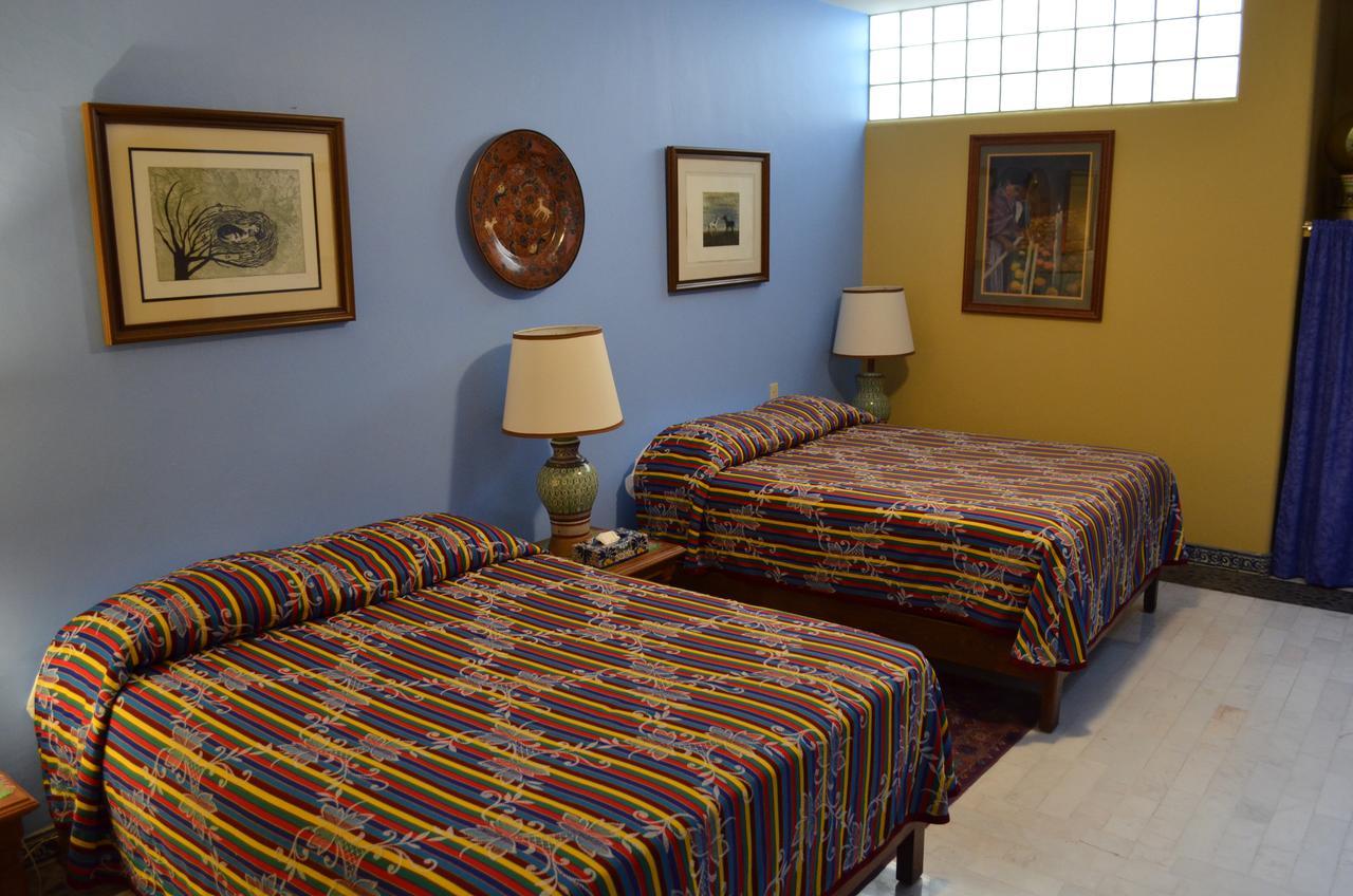 Casa De Las Flores Bed & Breakfast Tlaquepaque Ngoại thất bức ảnh