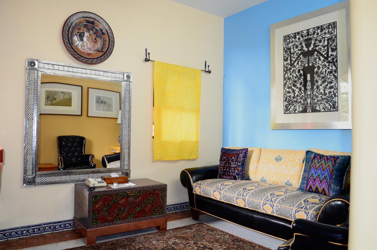 Casa De Las Flores Bed & Breakfast Tlaquepaque Ngoại thất bức ảnh